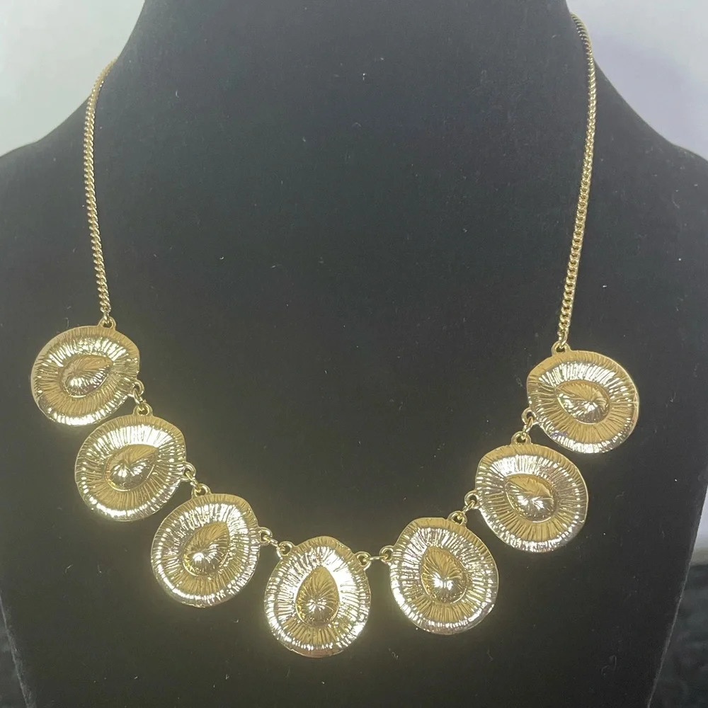 Blue Teardrop Necklace & Earring Set Blue Red Beads / Stones Gold-Tone NWOT